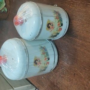 Vintage 1940's Nesco 2 piece metal canister 610GW4
